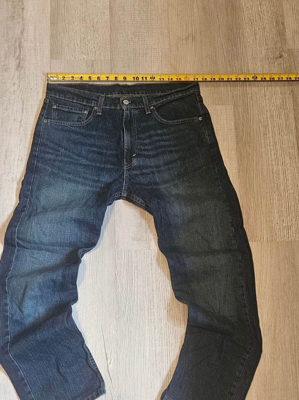 Levi’s 505 Men’s Regular Fit Dark Wash Jeans 34x30